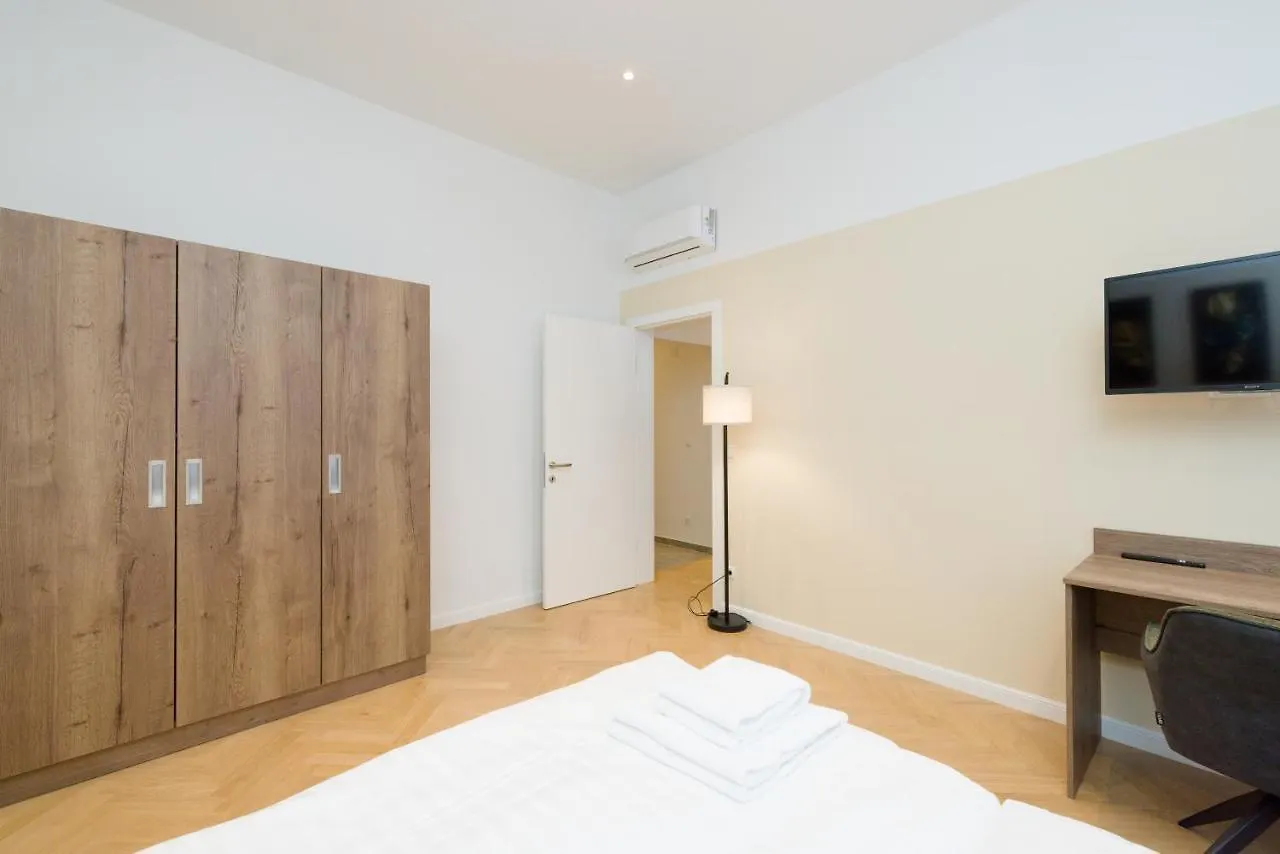 Vienna Stay Apartments Pezzl 1170 0*,